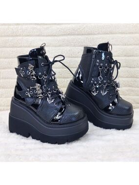 Shaker 66 Bat & Fang Charm Black Goth Punk Platform Ankle Boots
